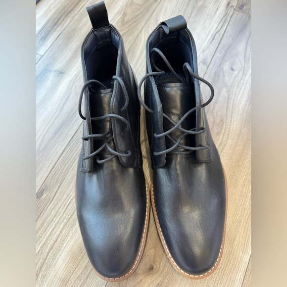 Steve Madden Chevy Chukka Boots shoes  Men’s Size 7 Black brown lace up NWOT main image 8